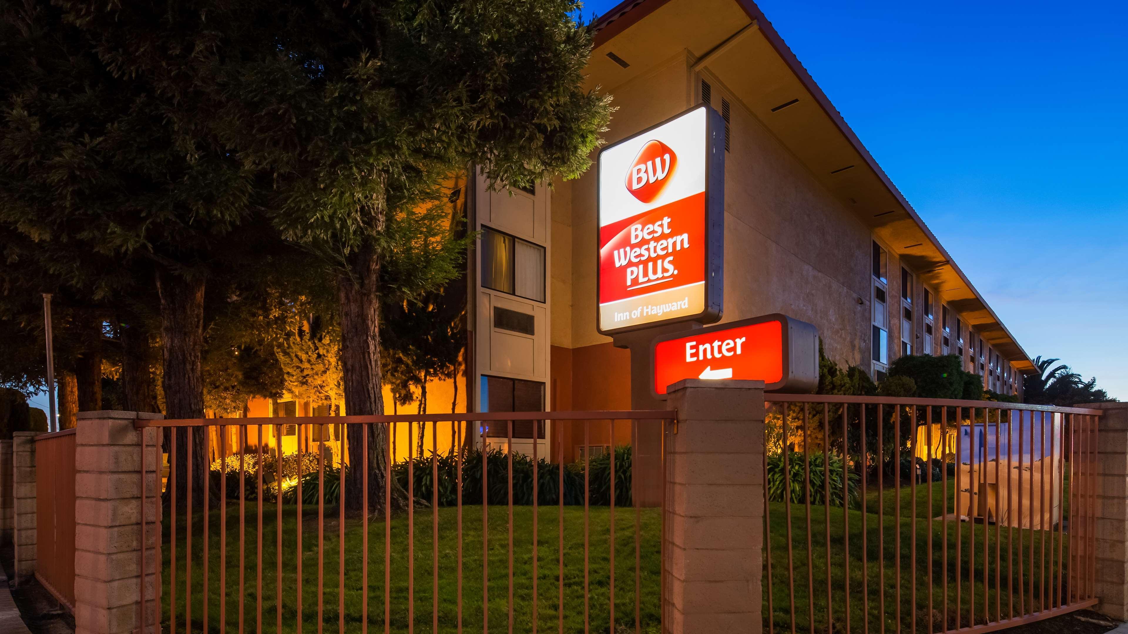 Best Western Plus Inn Of Hayward Exterior foto