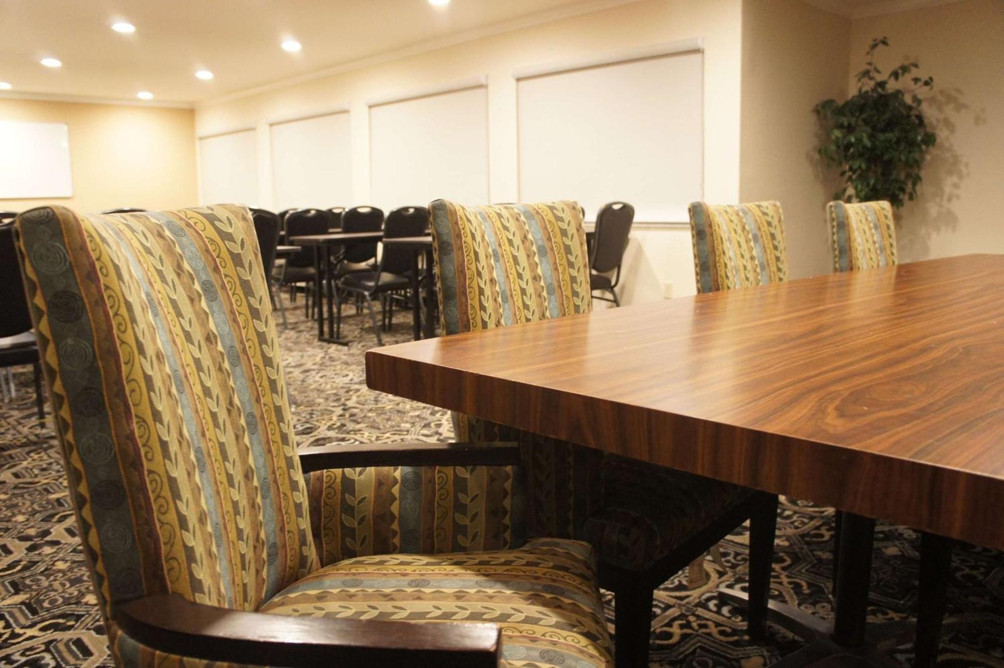 Best Western Plus Inn Of Hayward Exterior foto