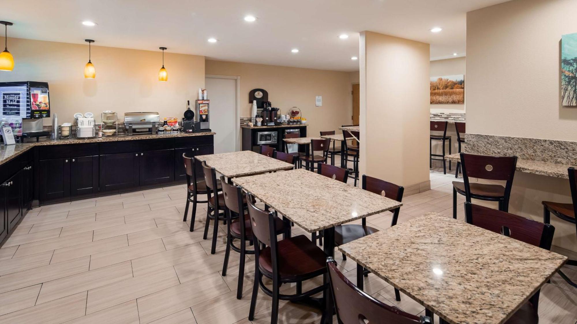 Best Western Plus Inn Of Hayward Exterior foto